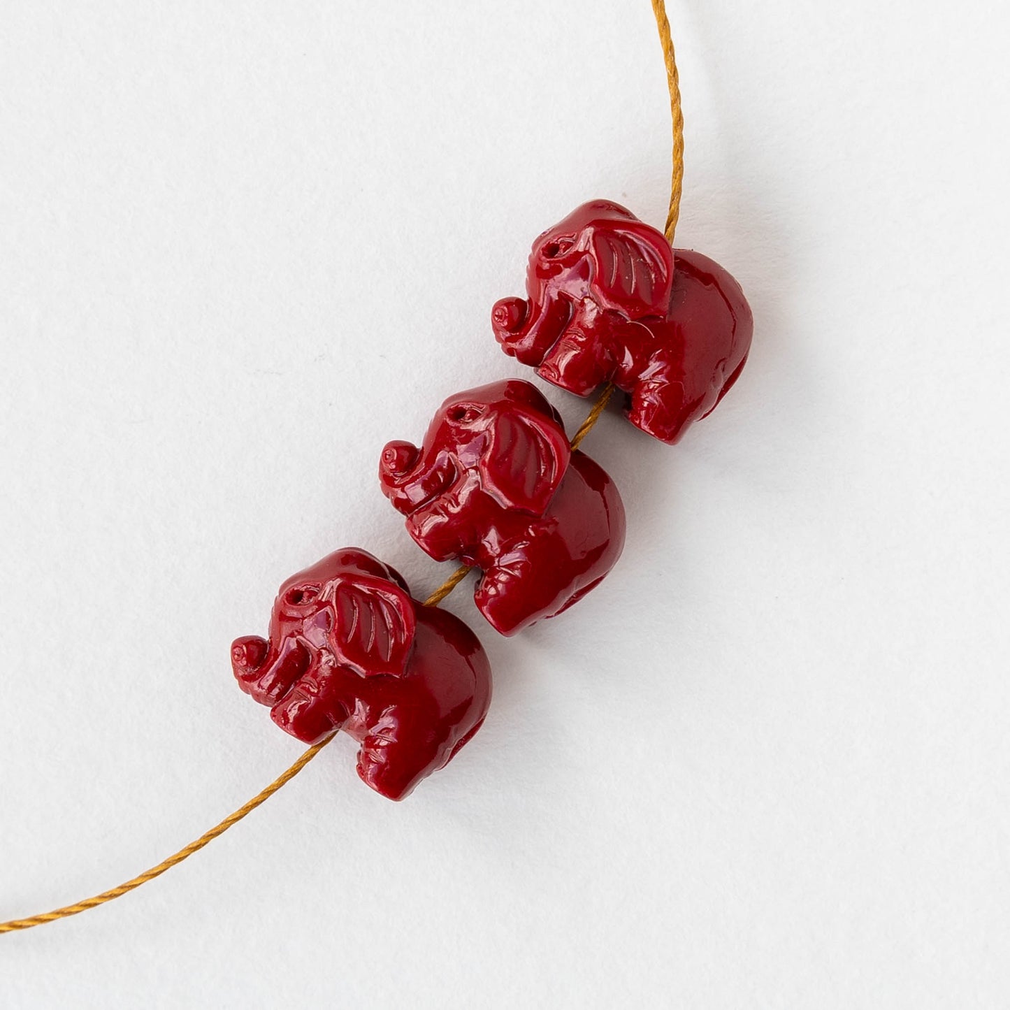 Elephant Beads - Resin - Opaque Red - 6 Beads