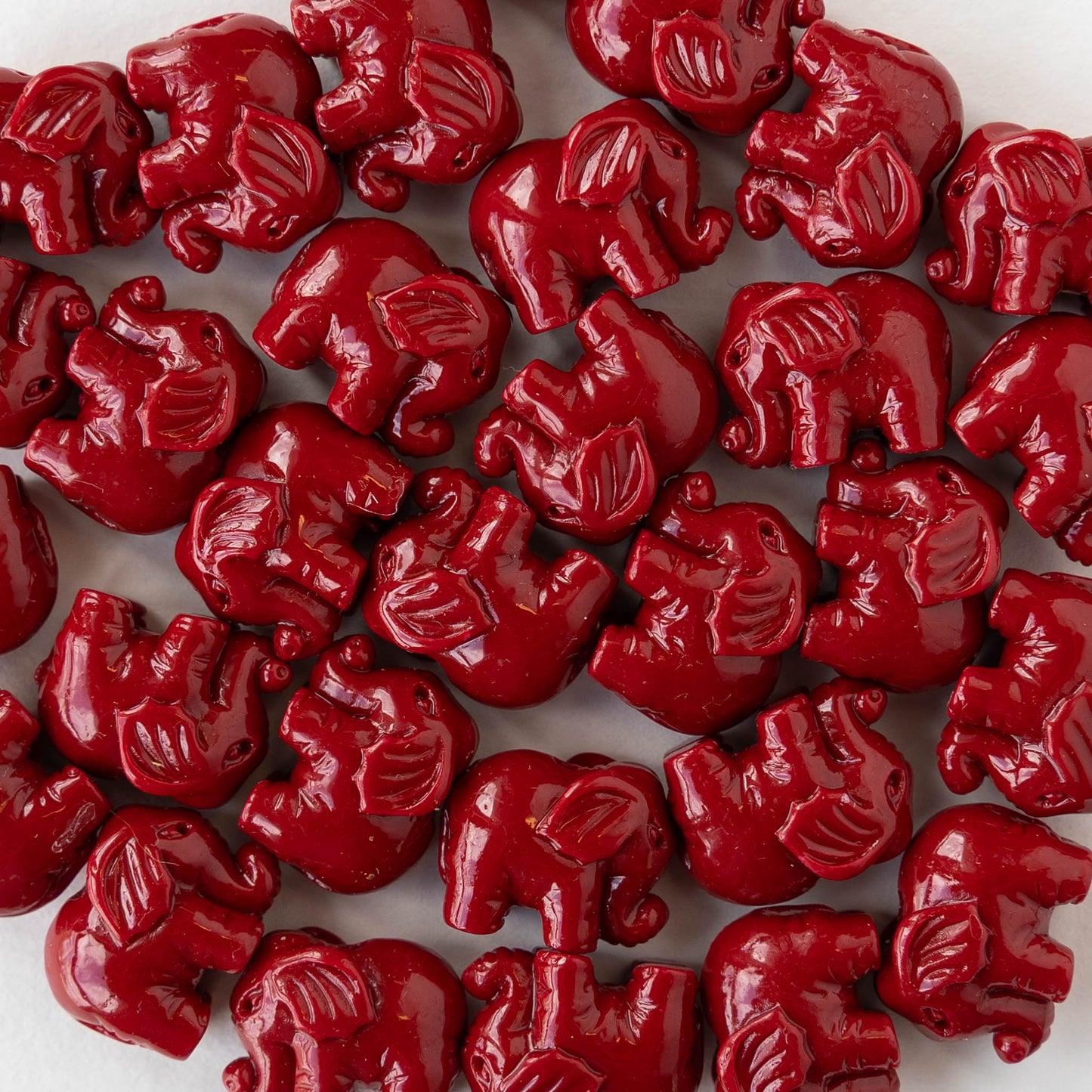 Elephant Beads - Resin - Opaque Red - 6 Beads