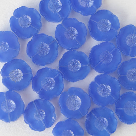 14mm Glass Flower Beads - Cornflower Blue - 10 beads