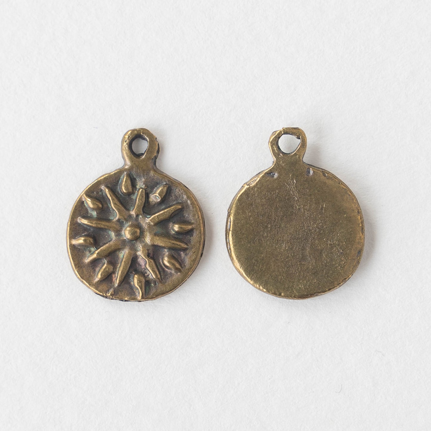 15mm Mykonos Metal Mandala Sun Star Pendant - Brass - 4 pendants