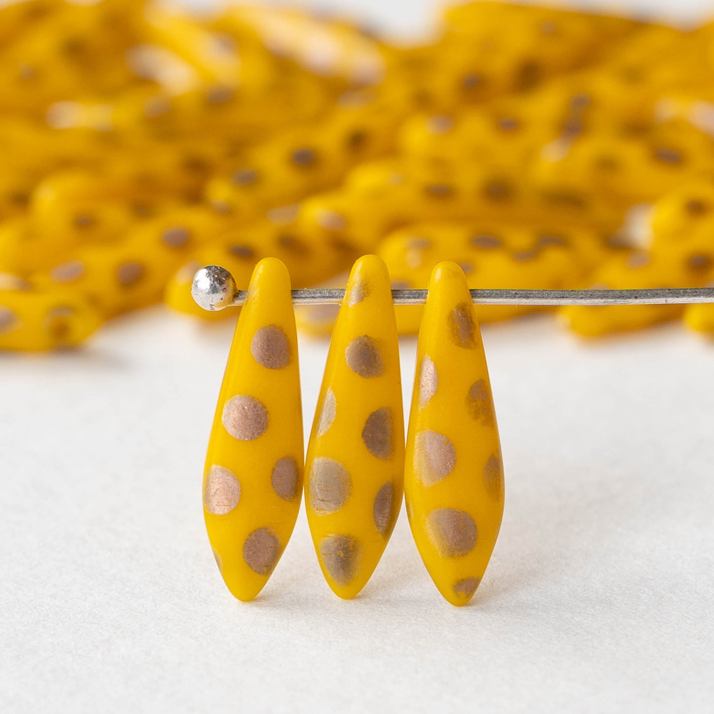 16mm Glass Dagger Beads - Opaque Yellow with Copper - 25 or 50 beads