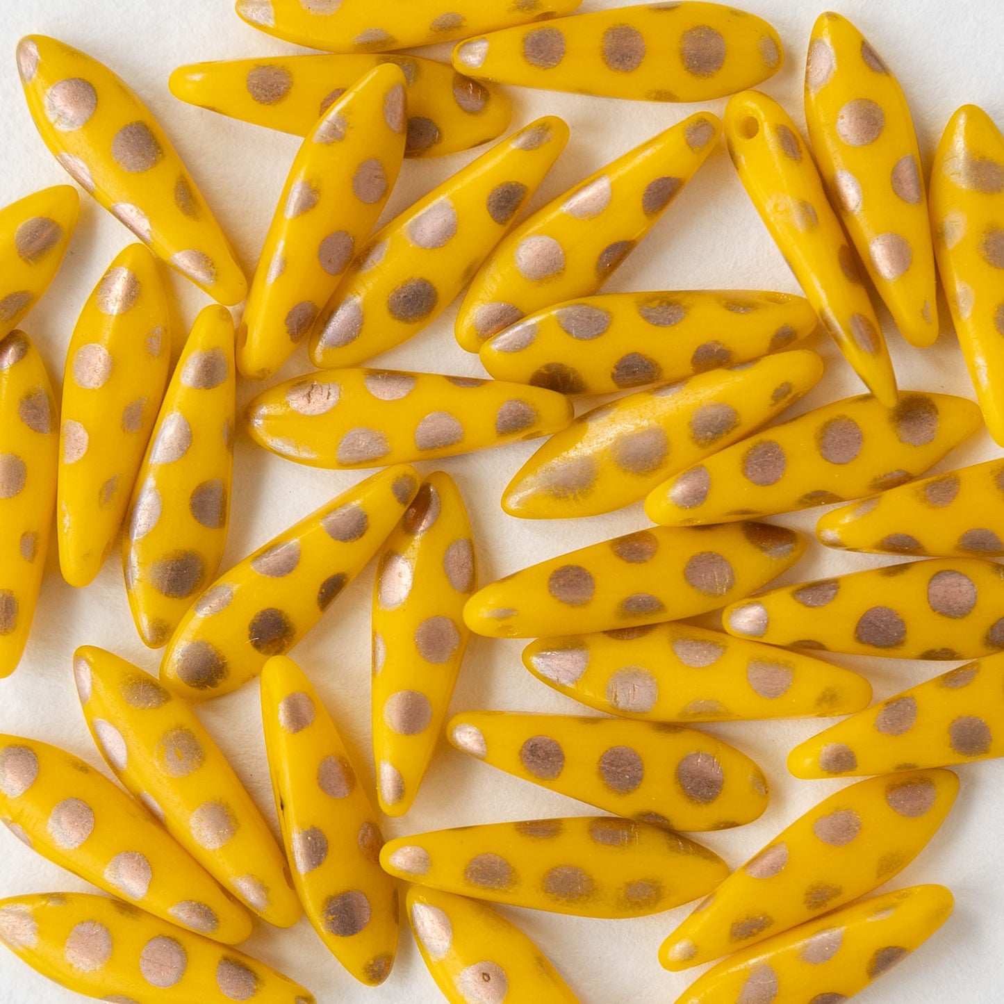 16mm Glass Dagger Beads - Opaque Yellow with Copper - 25 or 50 beads