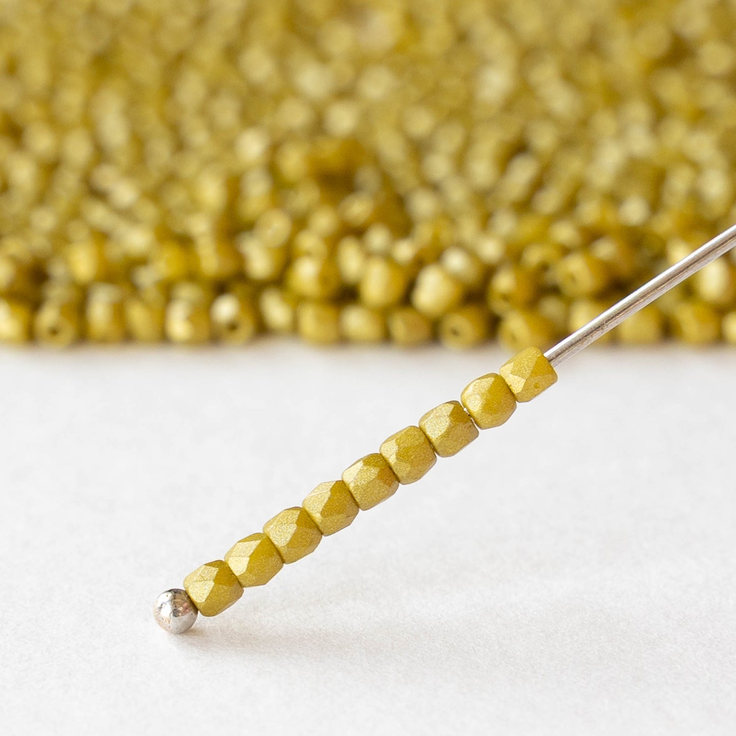 2mm Round Firepolished Beads - Pastel Lime Luster - 50 beads