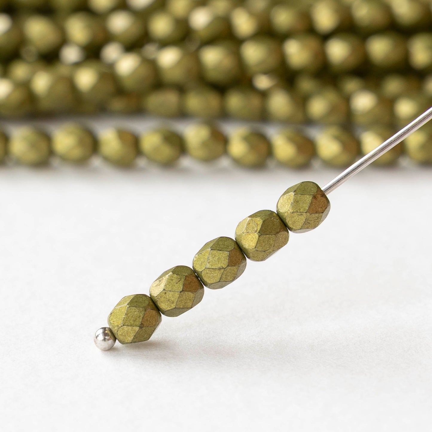 4mm Faceted Round Beads - Saturated Metallic Meadowlark - 50 beads