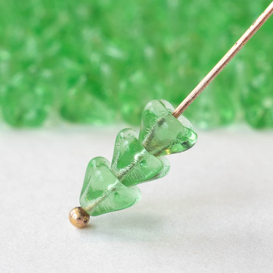 4x6mm Glass Flower Beads - Peridot Green - 75