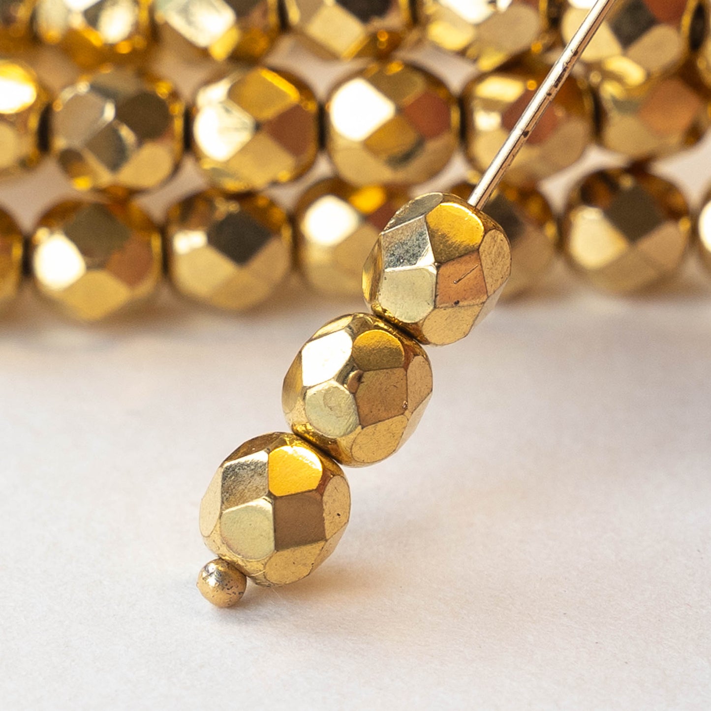 6mm Faceted Round Beads - Sparkly Gold - 25 beads