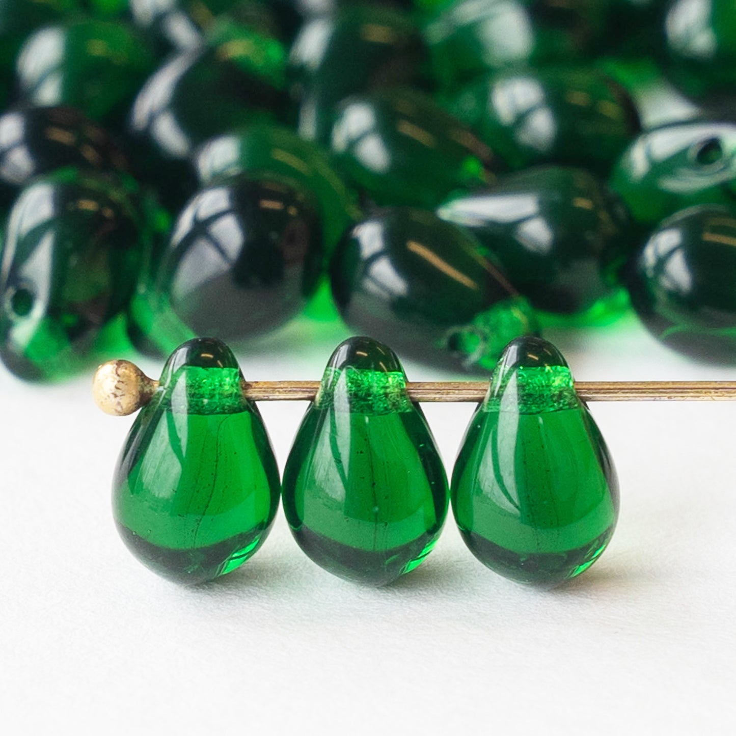 6x9mm Glass Teardrop Beads - Emerald Green - 50 Beads