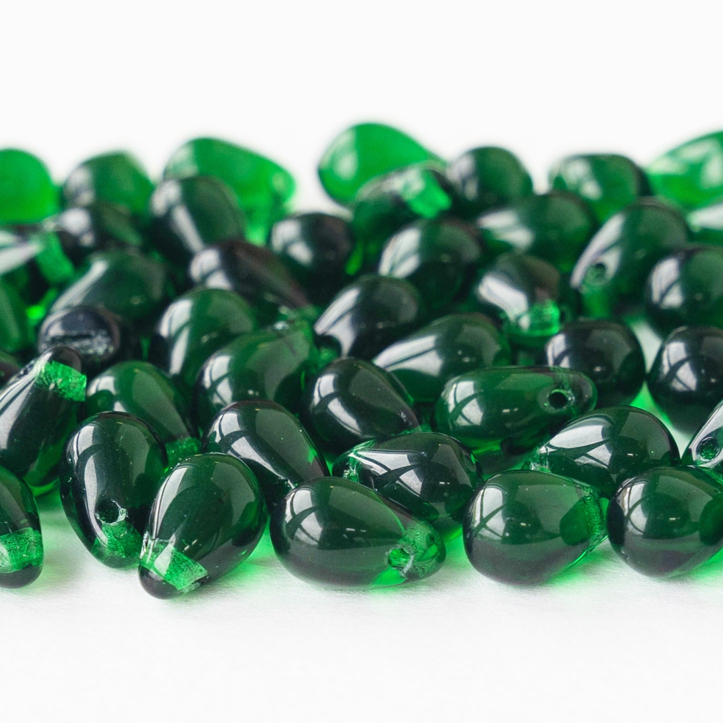 6x9mm Glass Teardrop Beads - Emerald Green - 50 Beads