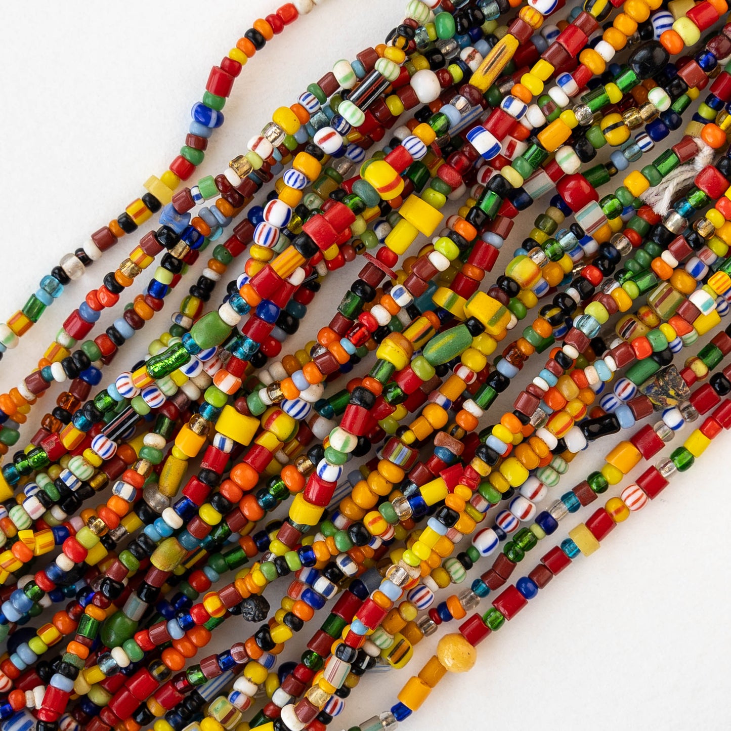 Christmas Seed Beads - Mixed Colors - 35 Inch Strand