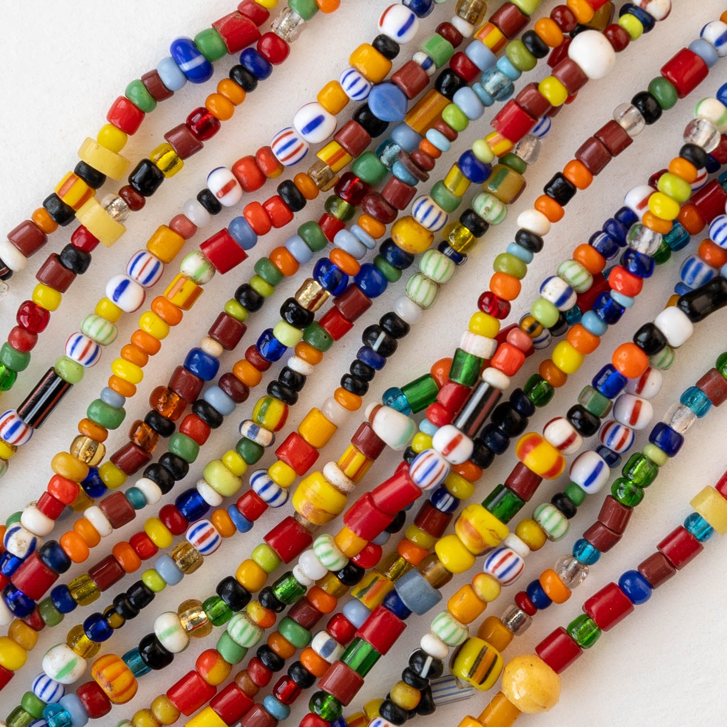 Christmas Seed Beads - Mixed Colors - 35 Inch Strand