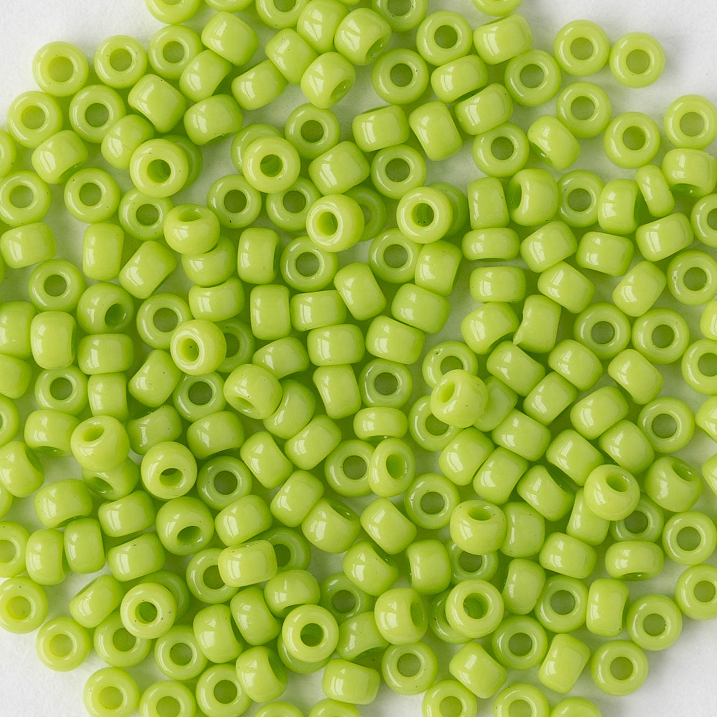 Size 8/0 Glass Seed Beads - Chartreuse - 10 grams