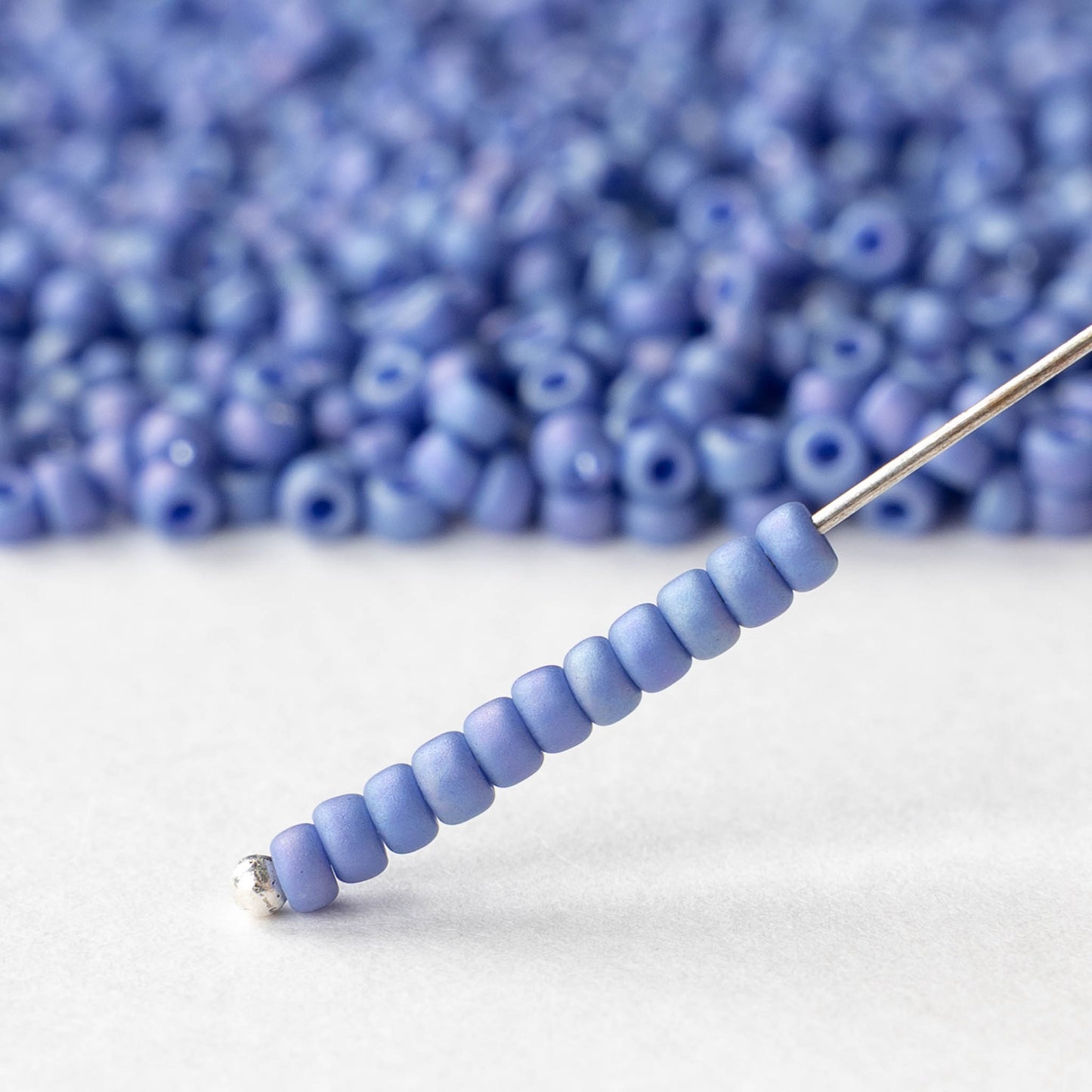 Size 8/0 Glass Seed Beads - Periwinkle Blue Rainbow - 10 grams