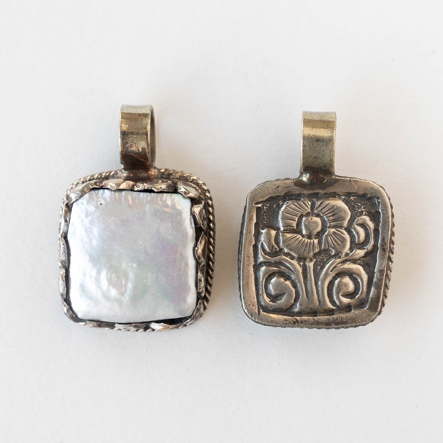 23mm Square Pearl Pendant Set In Tibetan Silver- 1 piece
