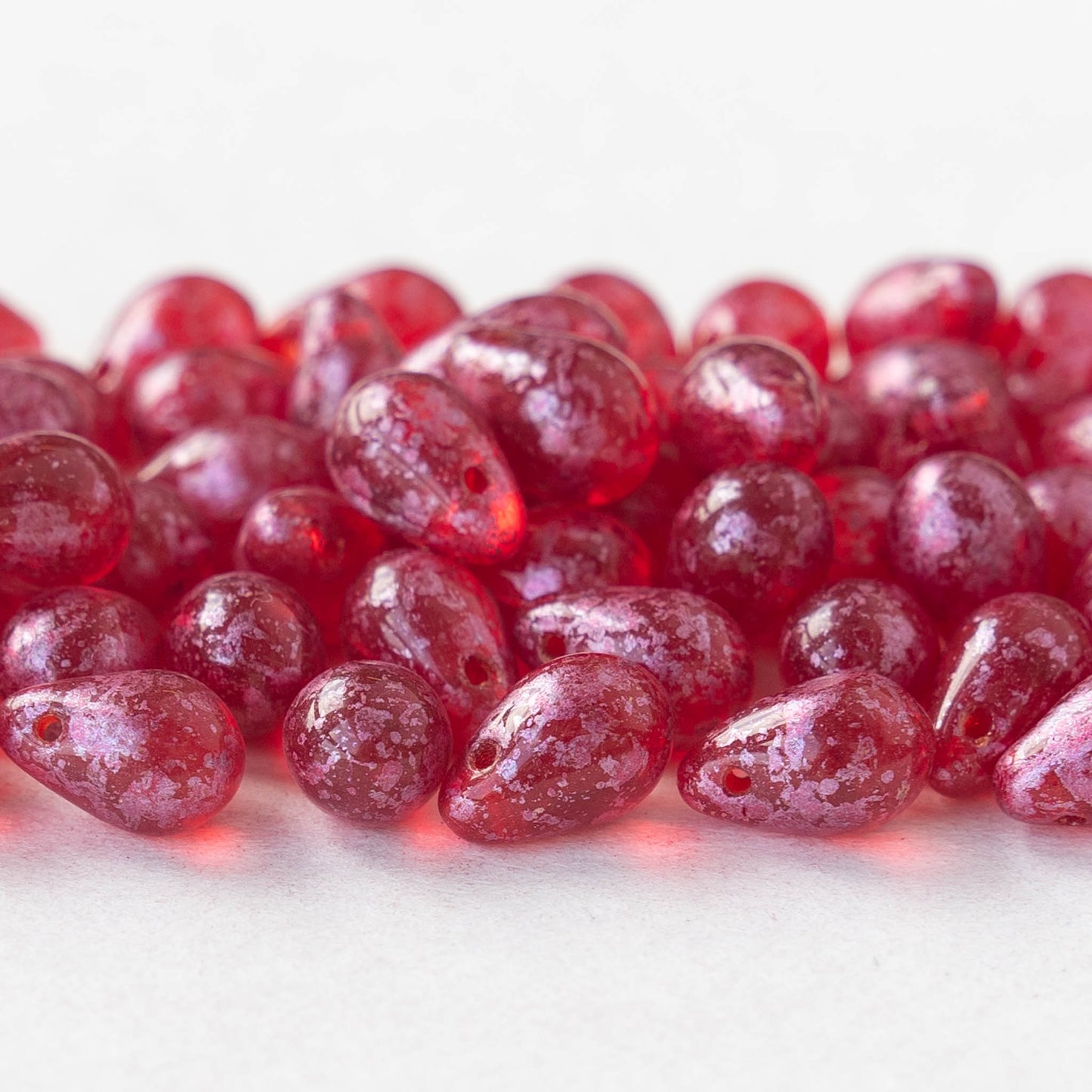 6x9mm Glass Teardrop Beads - Red with Pink Dust - 50 Beads