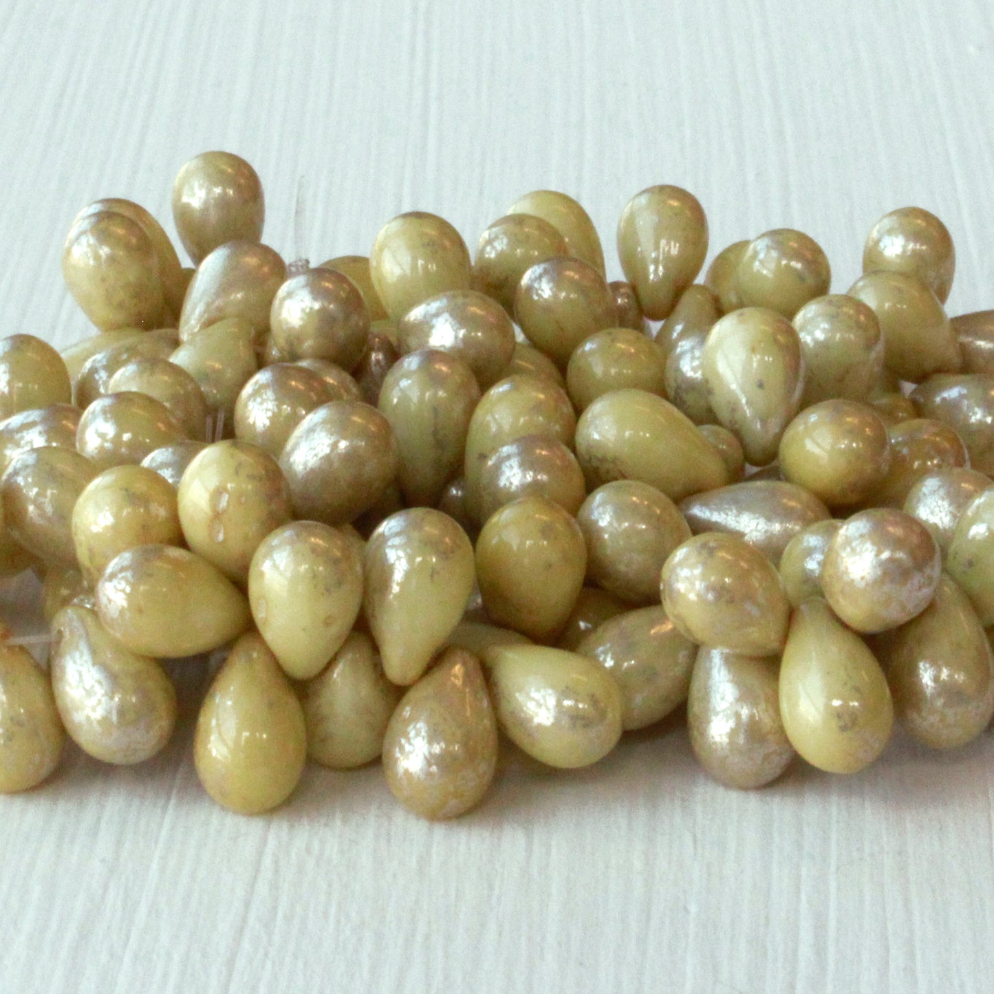 5x7mm Glass Teardrop Beads - Opaque Ivory with a Mercury Finish - 50 Beads
