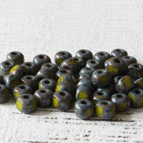 Size 6/0 - Trica Beads - Green Avocado Picasso Beads - 50 beads