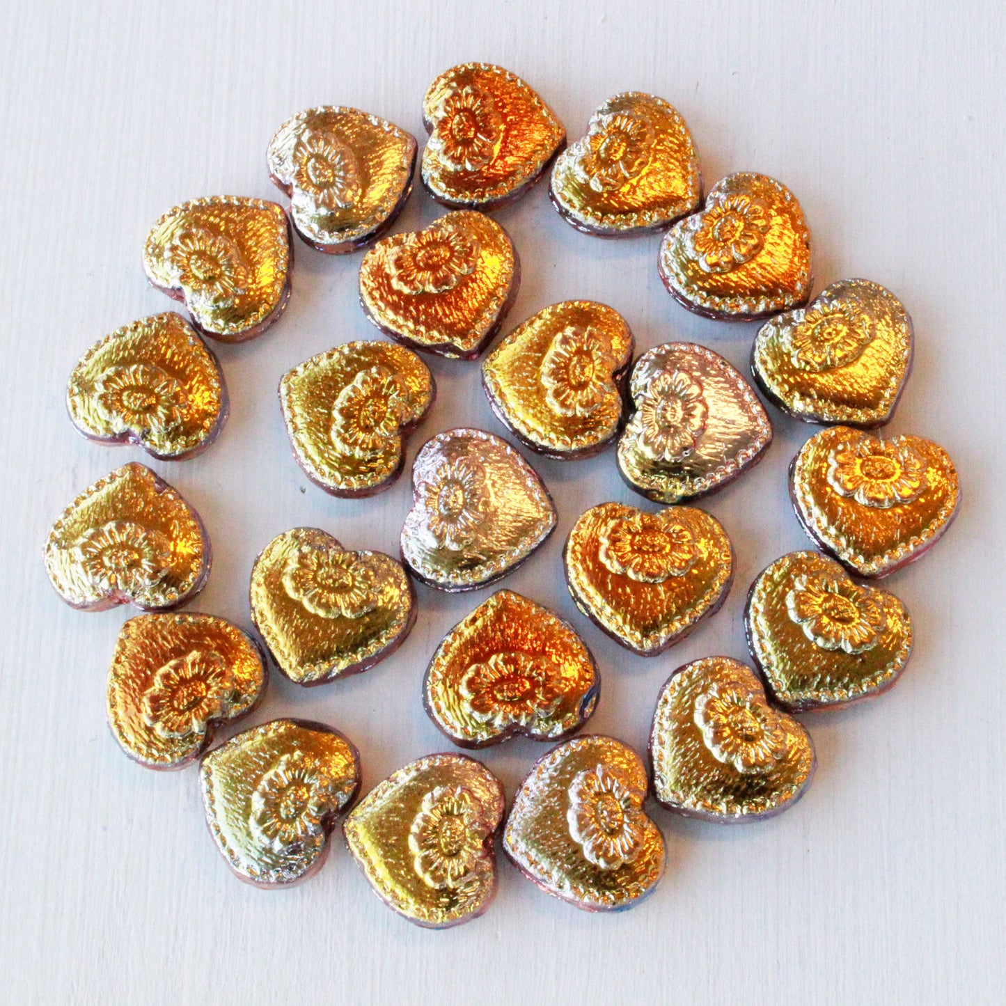 17mm Glass Heart Beads - Iridescent Gold