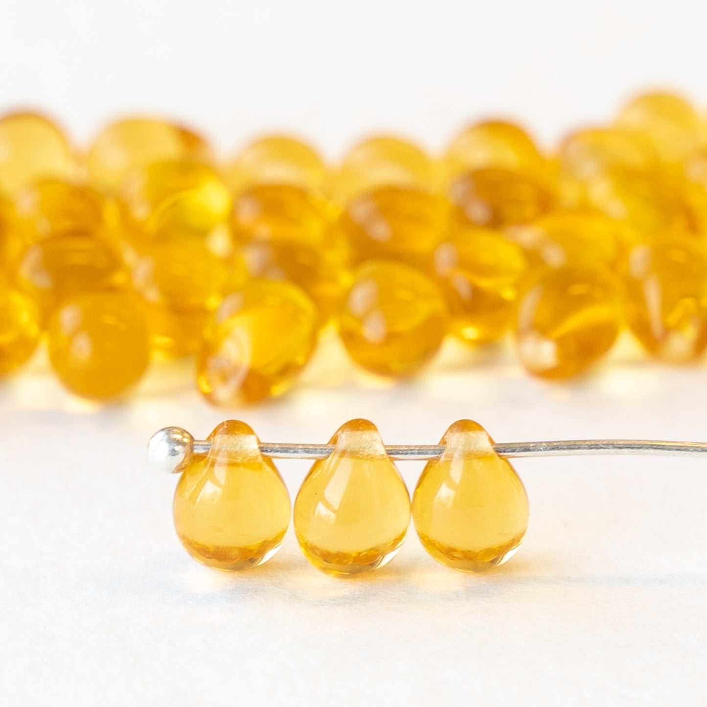5x7mm Glass Teardrop Beads - Golden Yellow Amber - 45 Beads