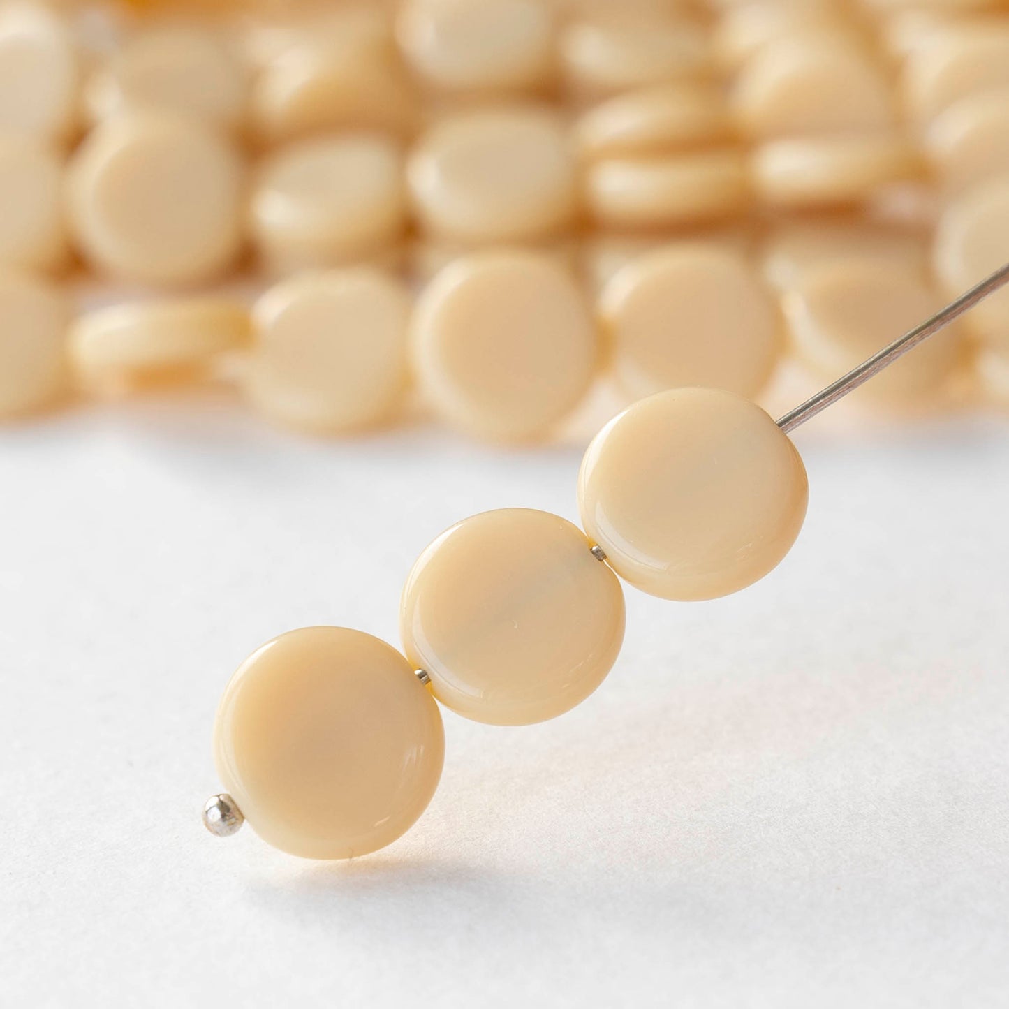 10mm Coin Beads - Opaque Ivory White - 20 beads