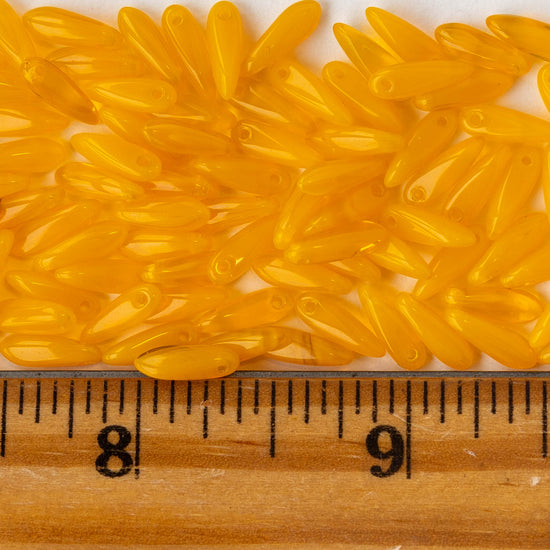 10mm Glass Dagger Beads - Sunflower Opaline - 100 beads