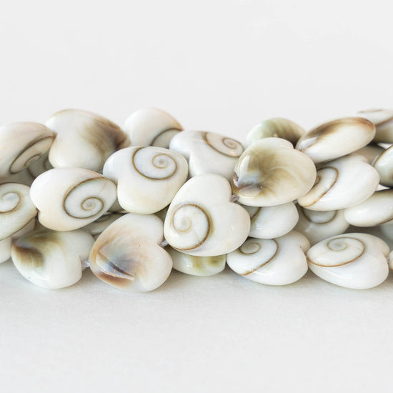 Load image into Gallery viewer, 10mm Shiva Shell Heart Beads - 10
