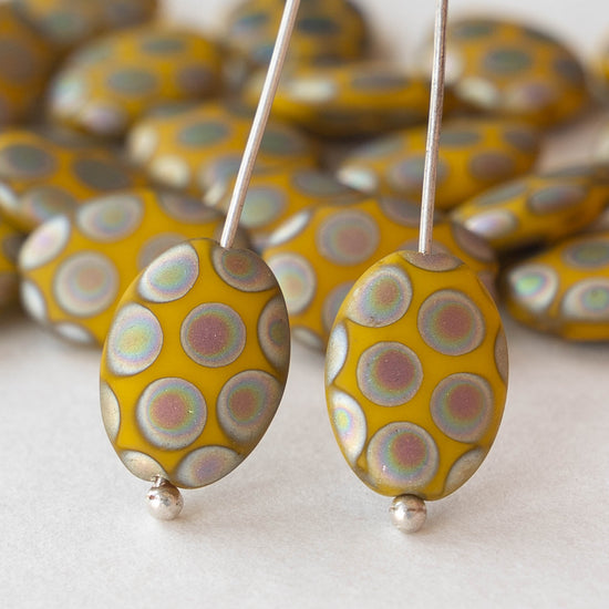 10x14mmmm Glass Oval - Yellow  Matte With Peacock Finish - 4 beads