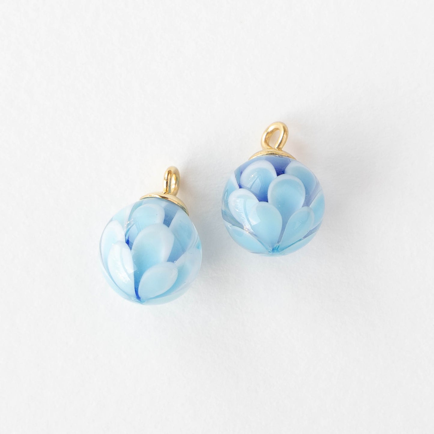 12mm Round Lampwork Beads - Aqua Blue - 1 Pendant