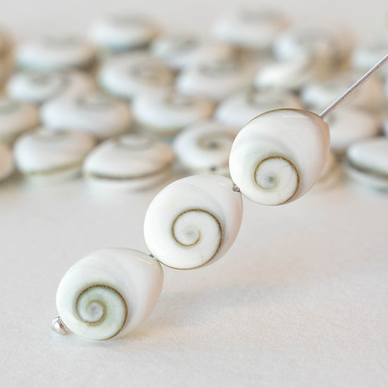 Load image into Gallery viewer, Small Shiva Shell Teardrop Beads - 10x12mm - 6
