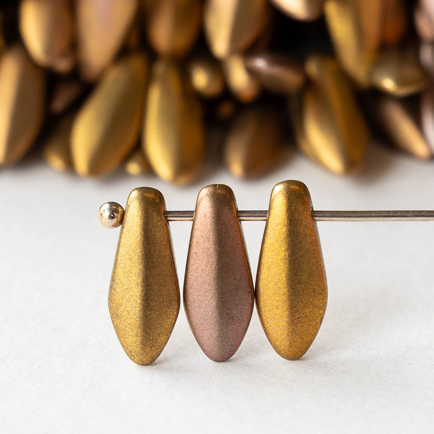 12mm Glass Dagger Beads - Metallic Rose - 25 beads
