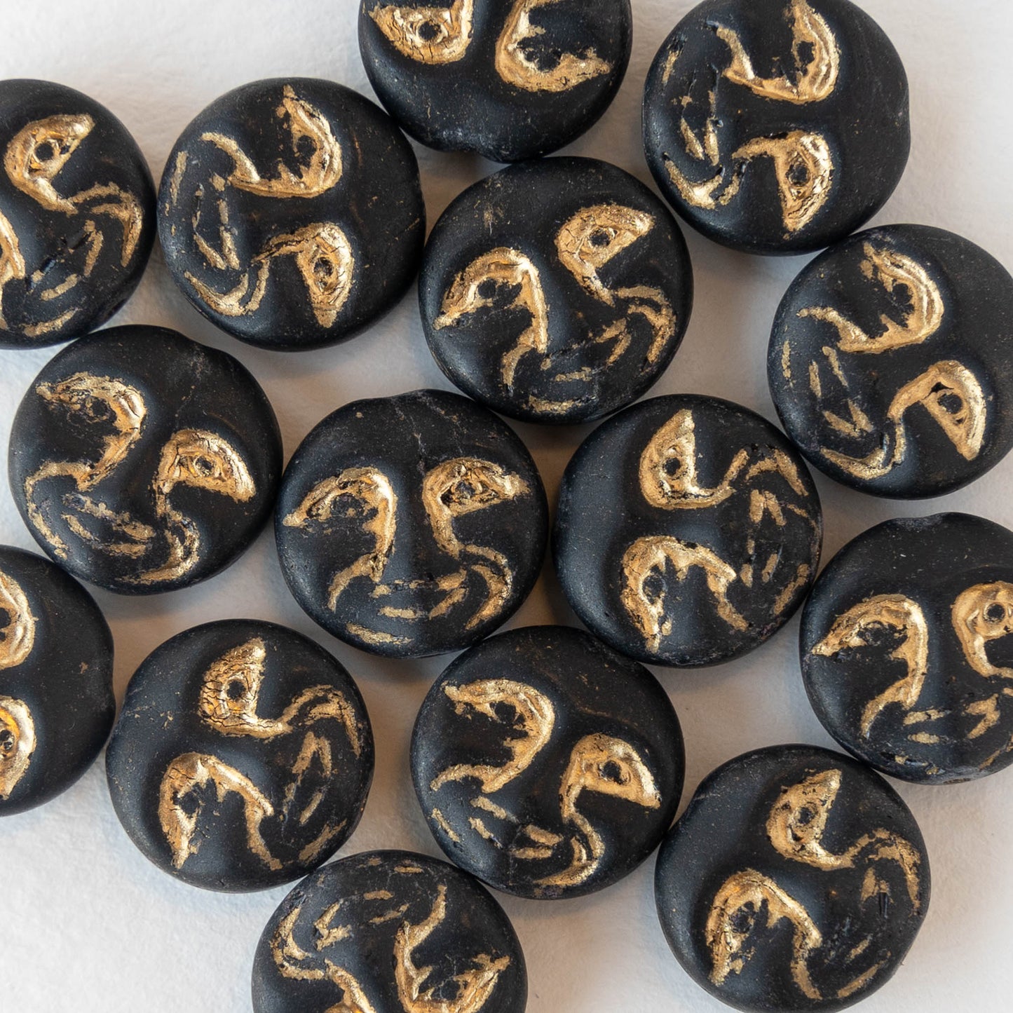 Load image into Gallery viewer, 13mm Glass  Moon Coin - Black with Gold Wash - 6 beads
