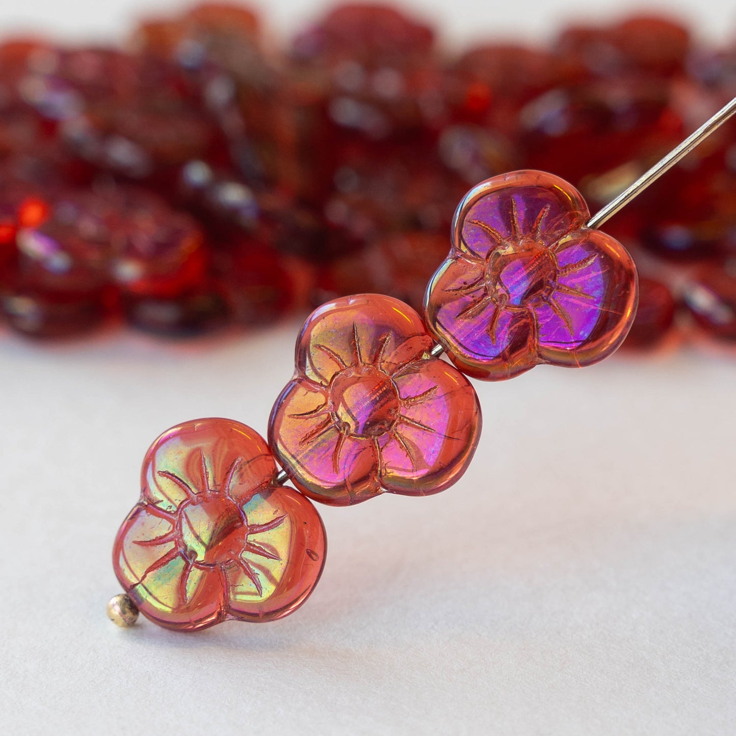 13mm Pansy Flower Beads - Red - 10 Beads – funkyprettybeads