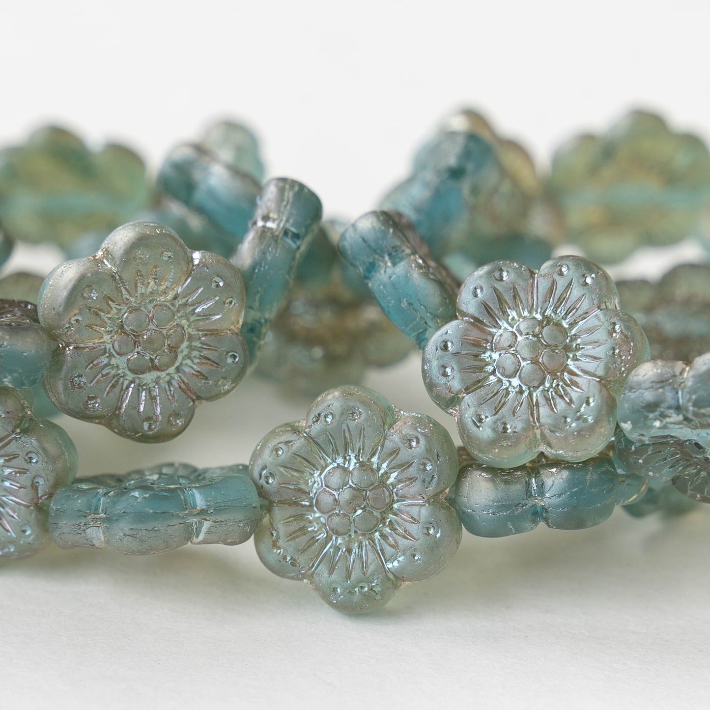 14mm Flower Beads - Sage Green Matte AB -12 Beads