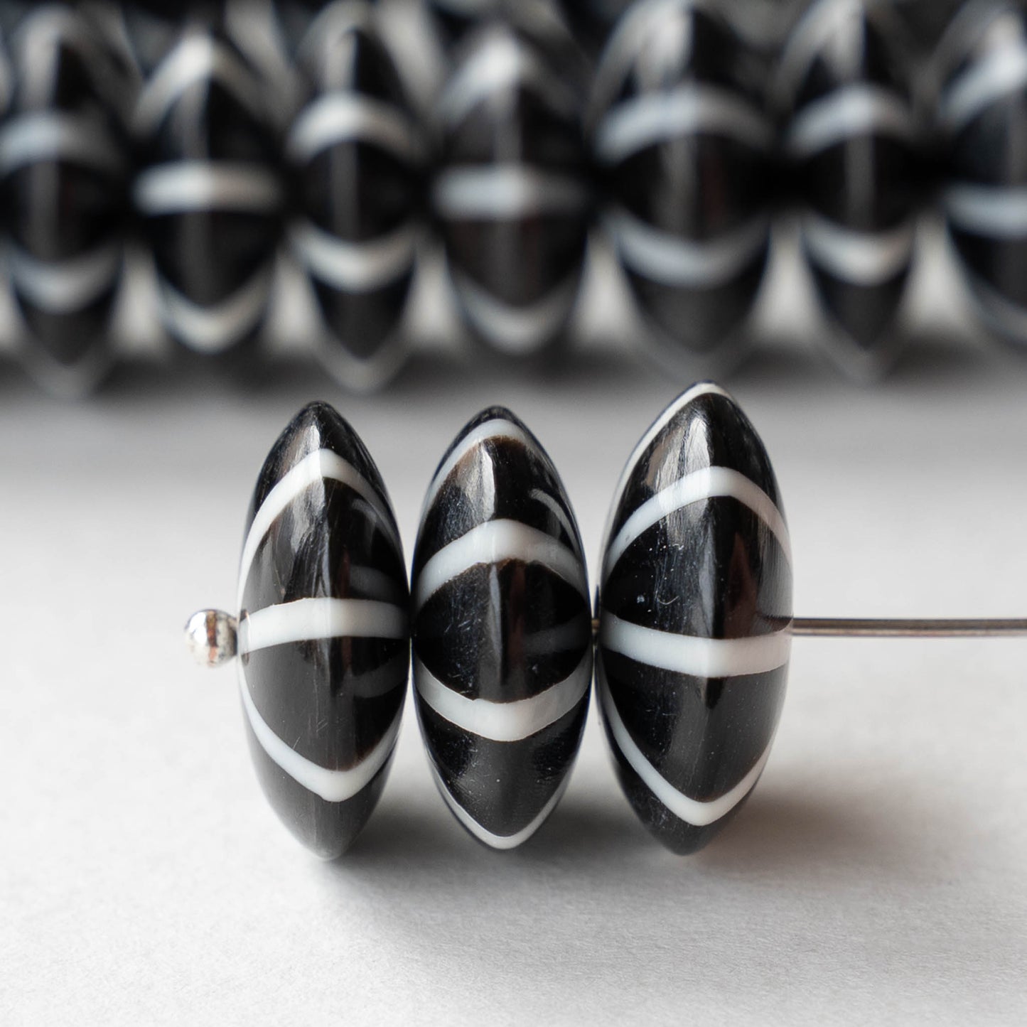 15mm Buffalo Horn Disk Beads - Black and White - 10 beads