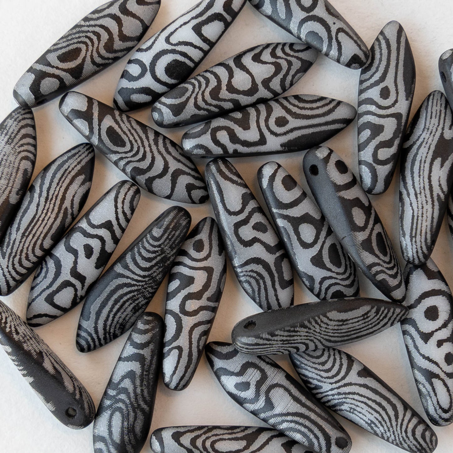 16mm Glass Dagger Beads - Black and White Laser Etched  - 25 Beads