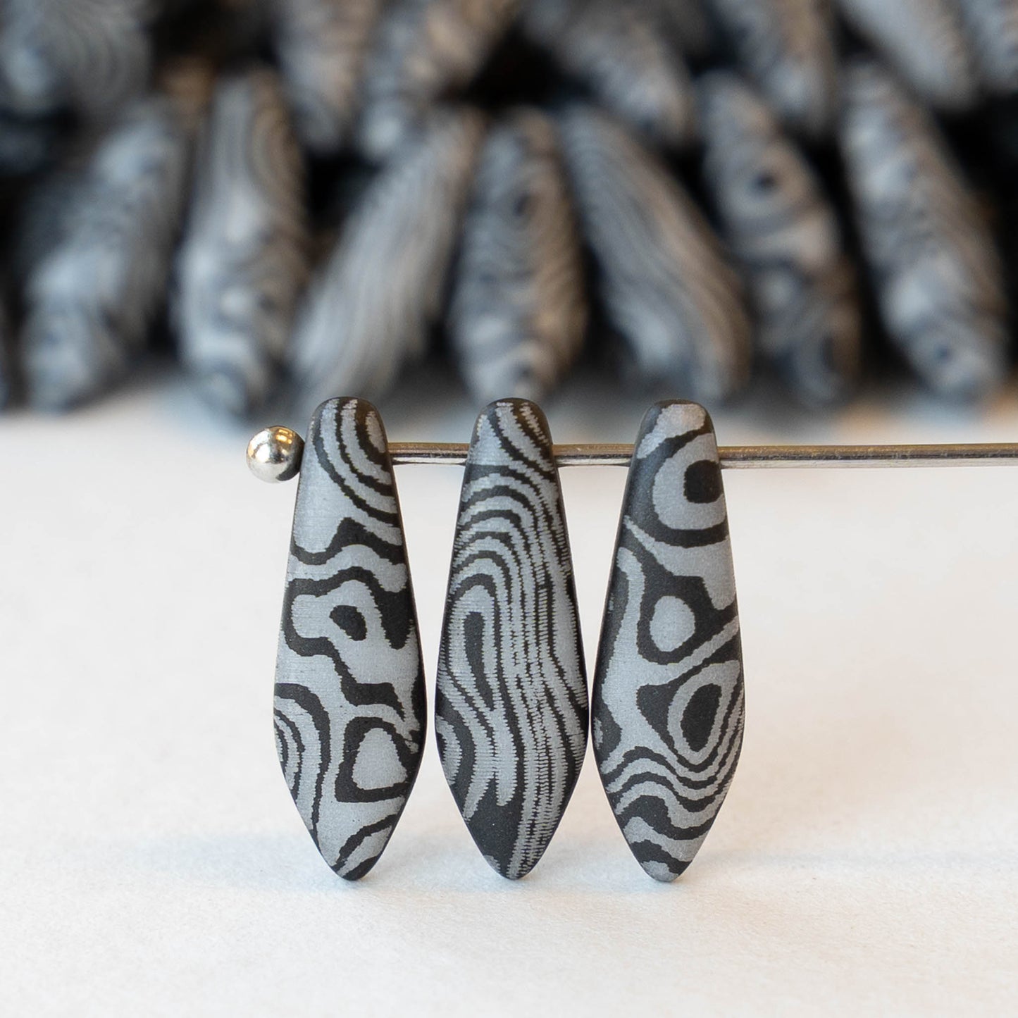 16mm Glass Dagger Beads - Black and White Laser Etched  - 25 Beads