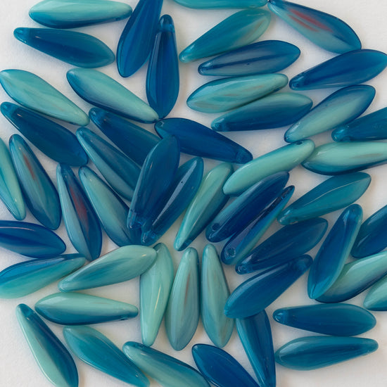 16mm Dagger Beads - Blue Mixed Glass - 60 beads
