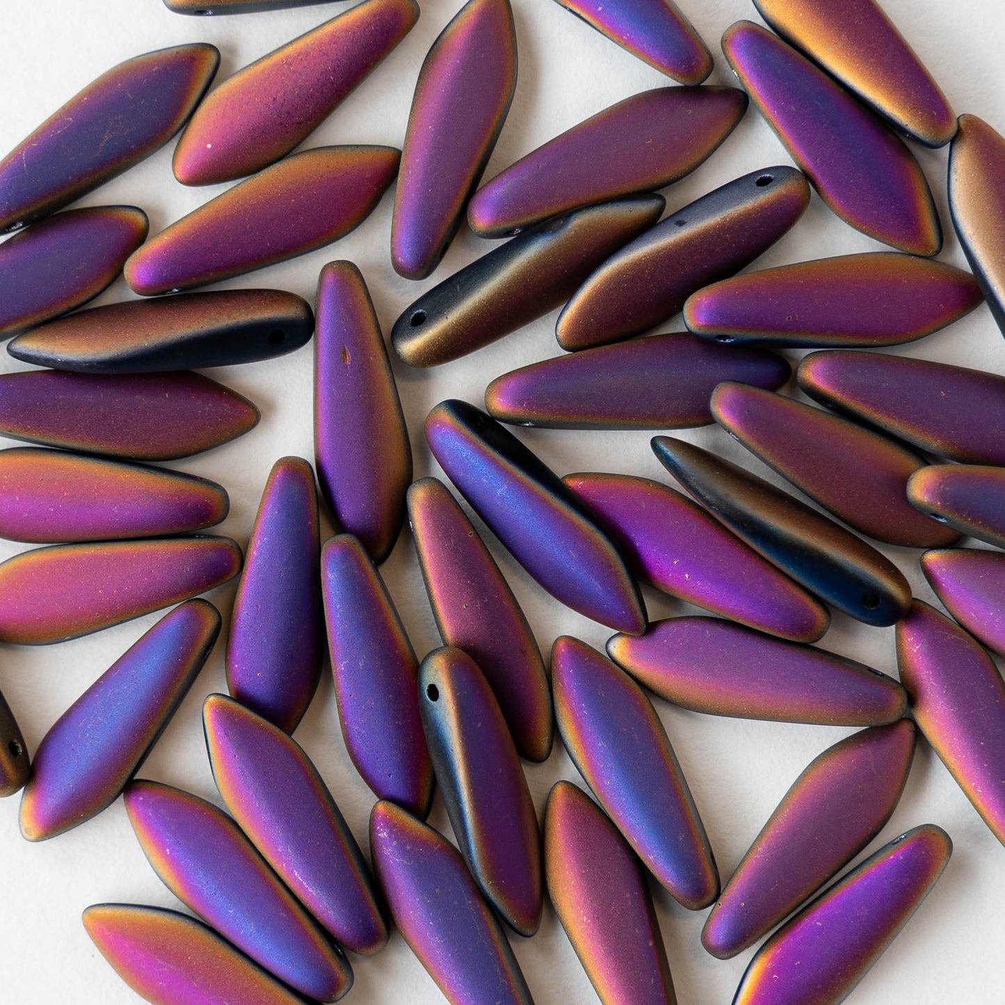 16mm Glass Dagger Beads - Full Sliperit Matte - 50 Beads