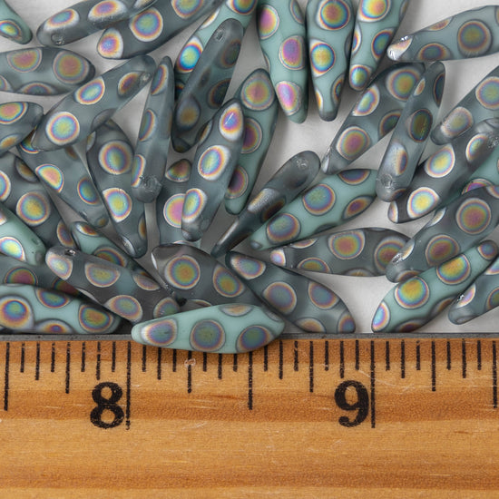 Load image into Gallery viewer, 16mm Dagger Beads - Seafoam Peacock - 50 beads
