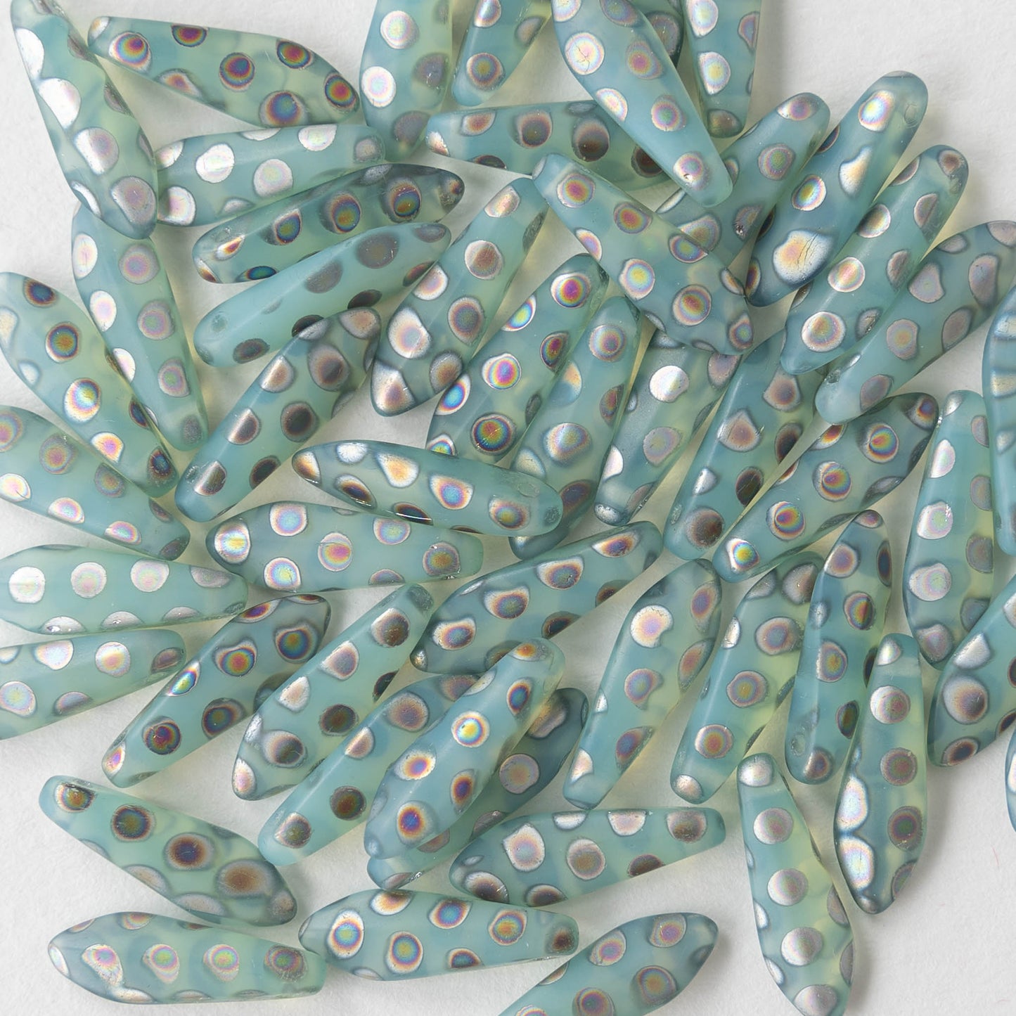 Load image into Gallery viewer, 16mm Dagger Beads - Opaline Lt. Seafoam Vitrail  - 50 beads
