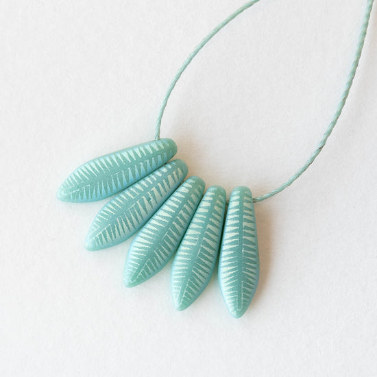 16mm Glass Dagger Beads - Matte Turquoise AB Laser Etched  - 25 Beads