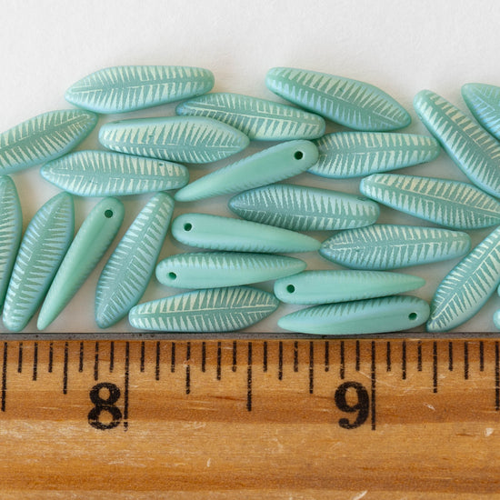 16mm Glass Dagger Beads - Matte Turquoise AB Laser Etched  - 25 Beads