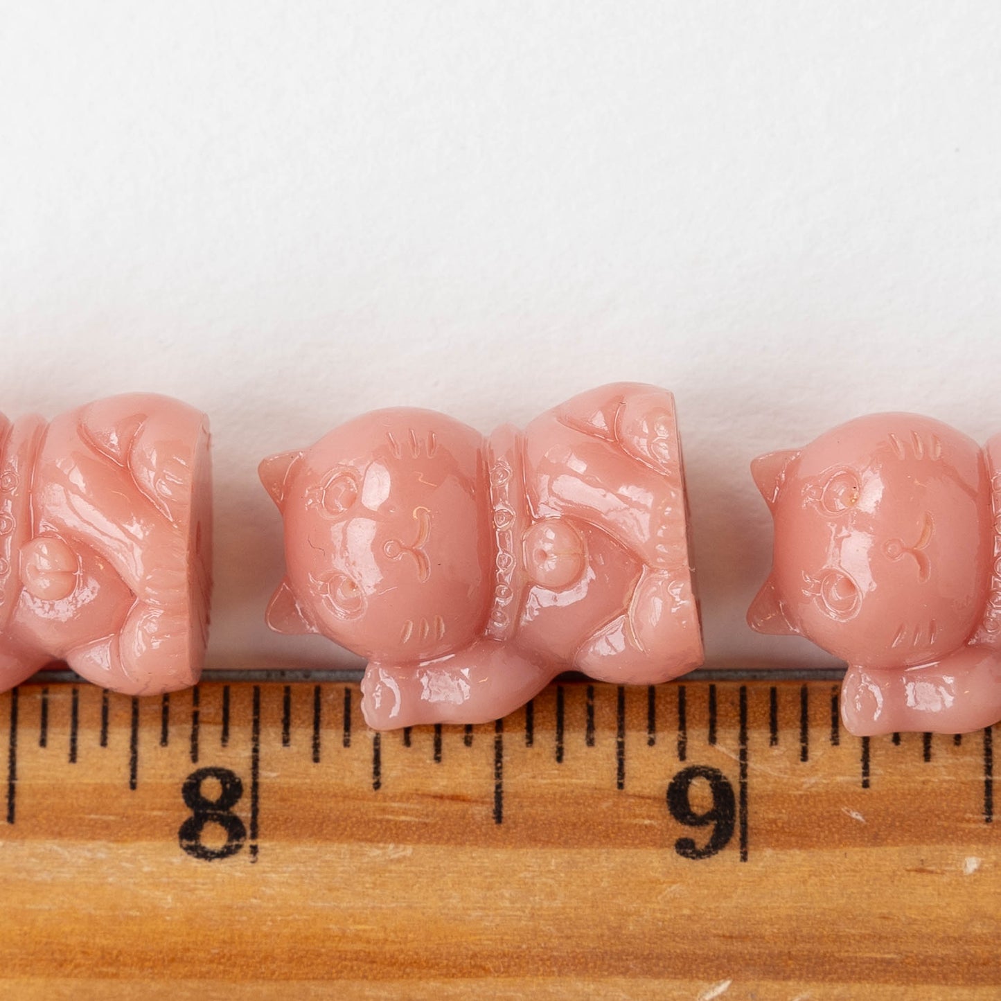 Resin Cat Beads -  Peach - 2 Beads