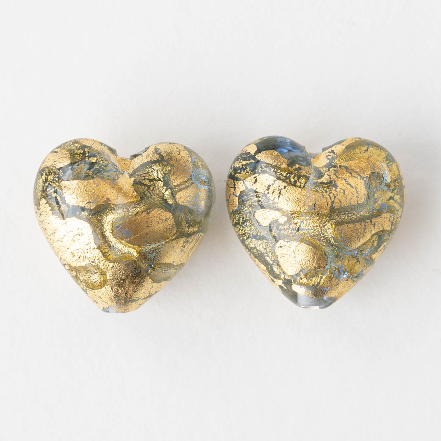 18mm Glass Heart Beads - Transparent Light Sapphire with Gold Foil - 1 heart