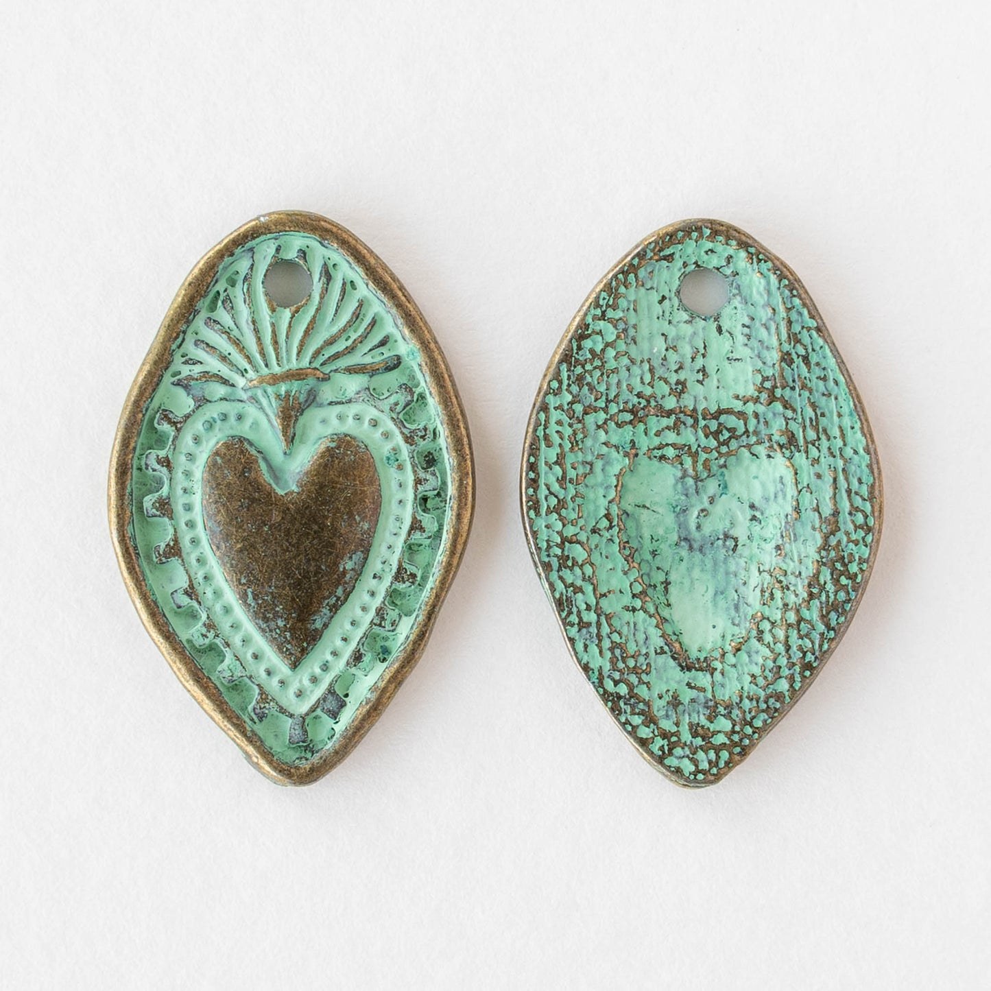 18x28mm Oval Heart Pendant - Green Patina Brass - 2 or 6 pendants
