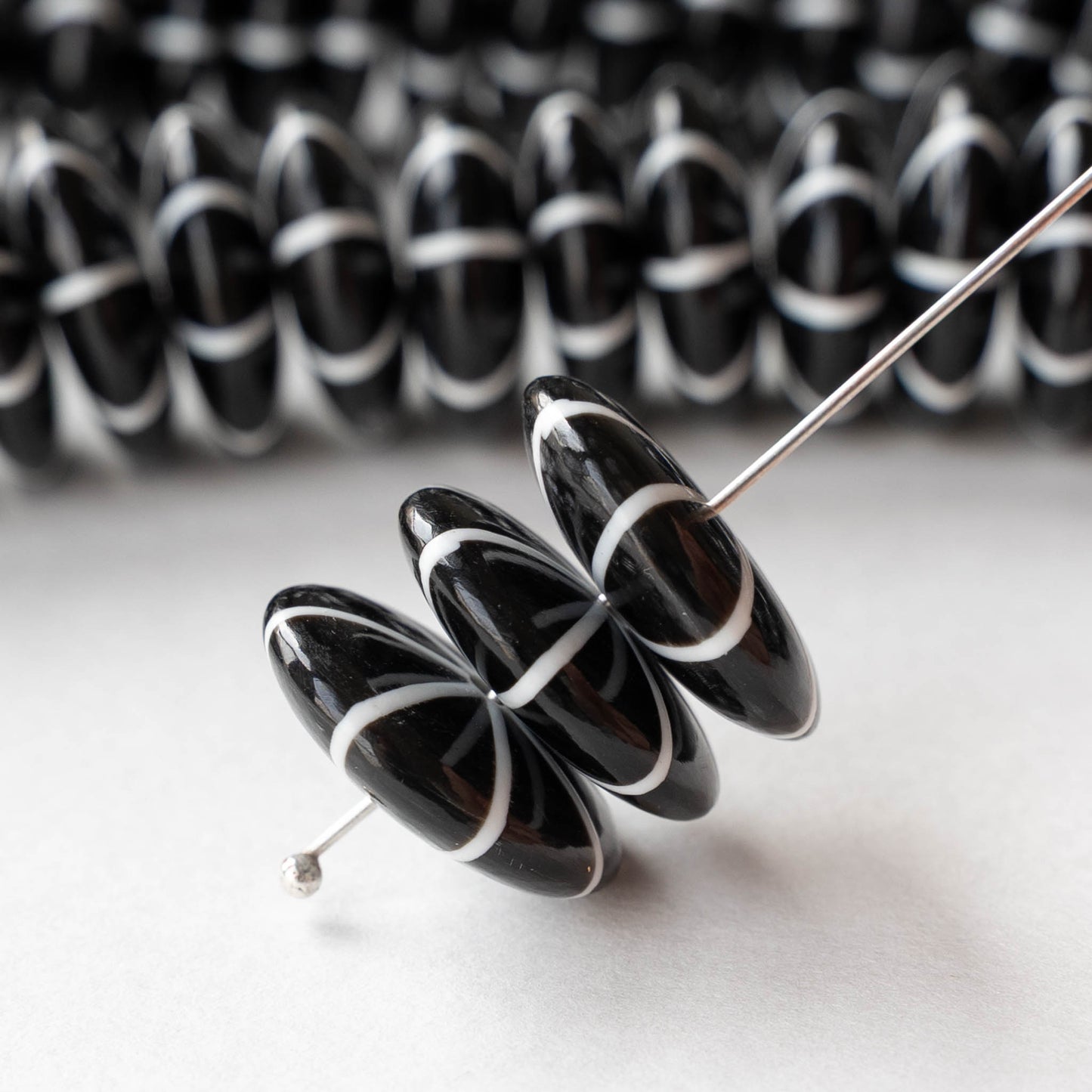 20mm Buffalo Horn Disk Beads - Black and White - 6 beads