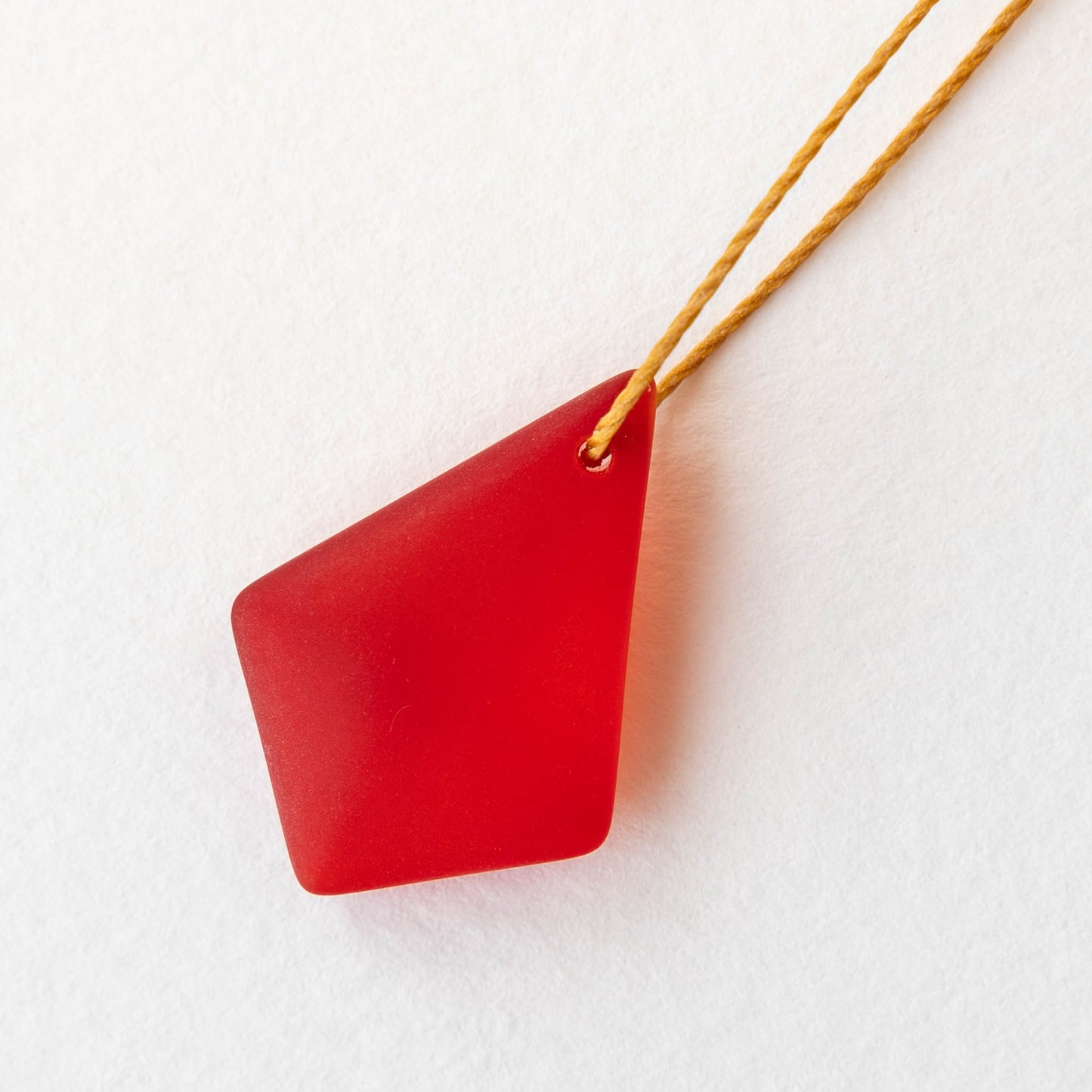 20x28mm Frosted Glass Diamond Pendants - Red Matte - 4 pendants