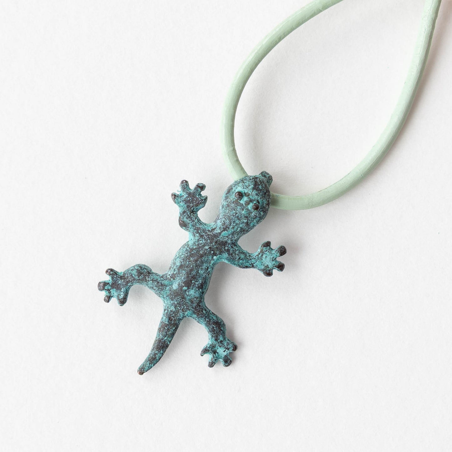 34mm Mykonos Metal Gecko Pendant - Copper Patina