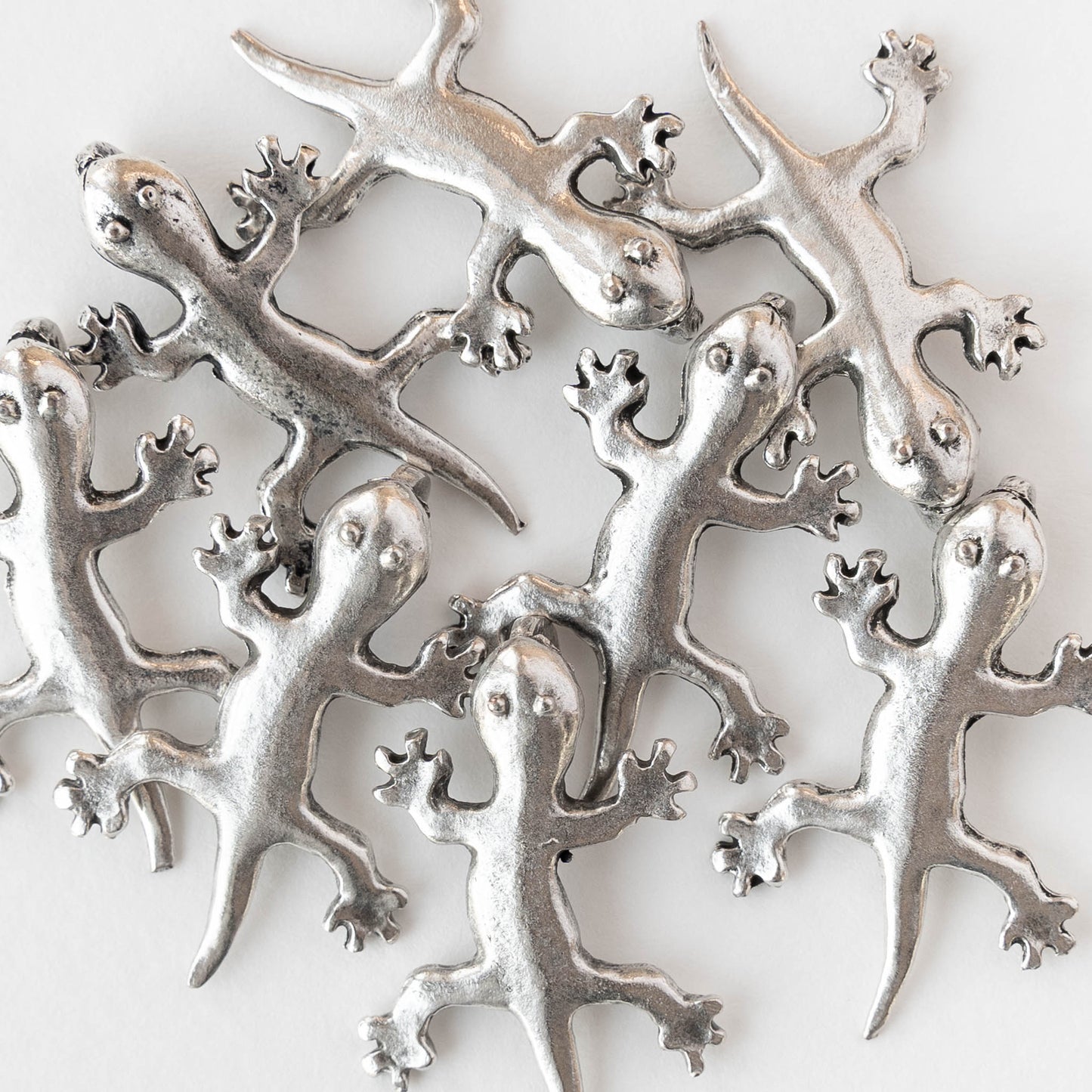 22x34mm Mykonos Metal Gecko Pendant - Antique Silver - 1, 4, or 10 pendants