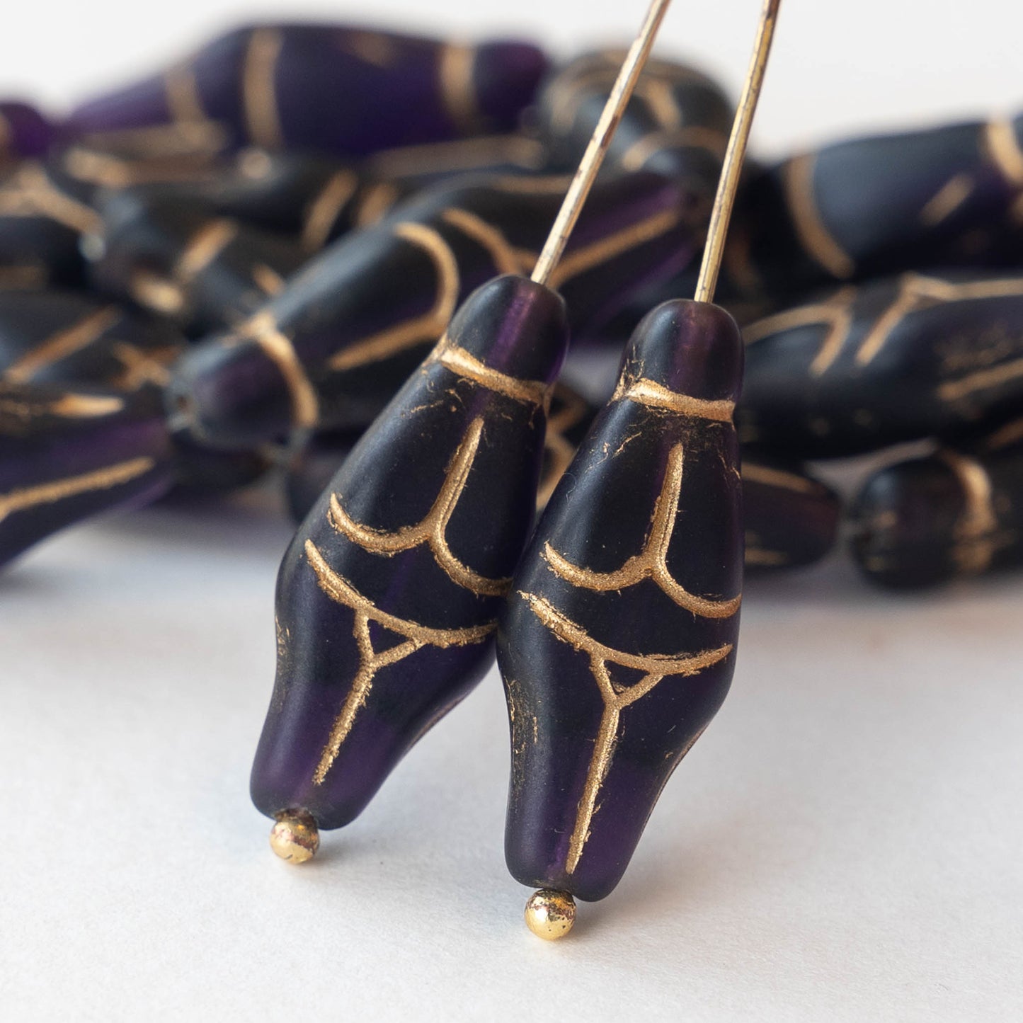 Load image into Gallery viewer, Glass Goddess Beads - Very Dark Purple - 6
