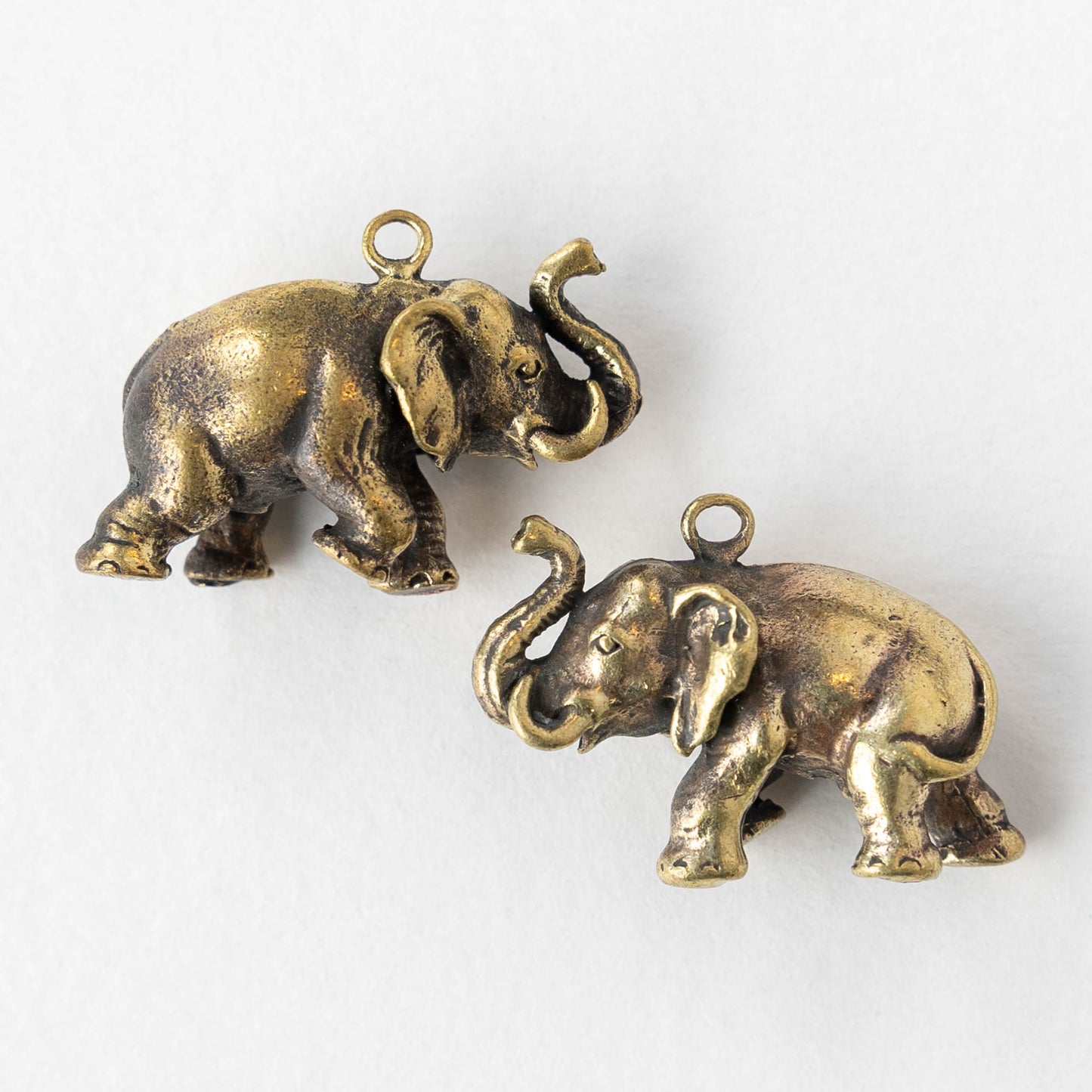 Elephant Pendant - Brass - 1 piece